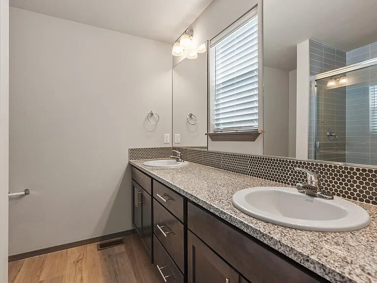 17020 E Riverside Ln — Photo 9