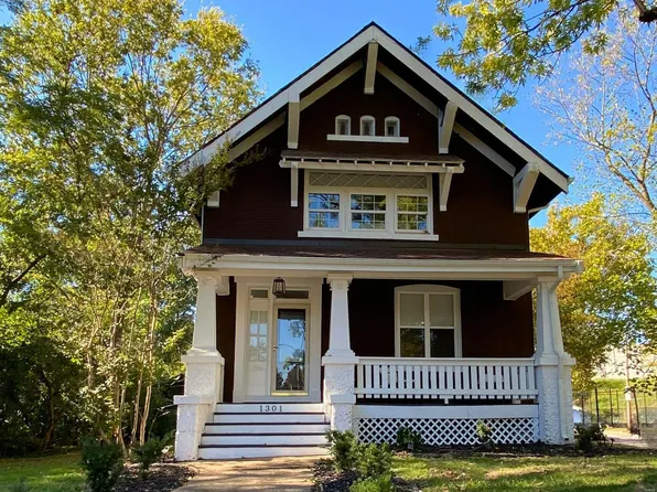 1301 McCausland Ave, Saint Louis, MO 63117