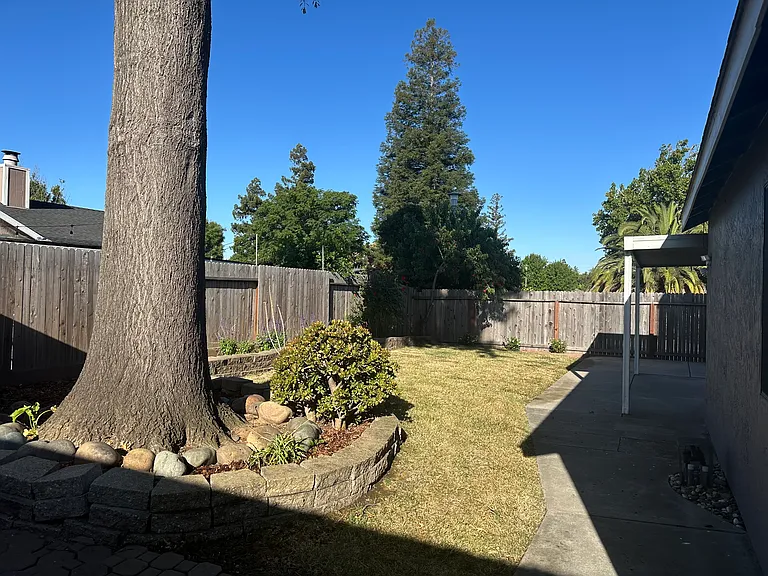 4802 Hinchman Way — Photo 12