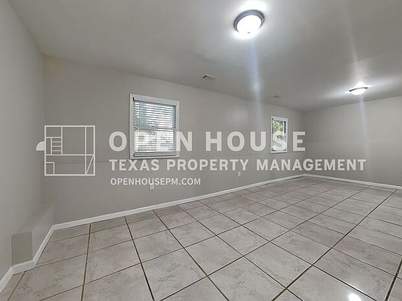 5th image of 2530 Lorne Ct SW
