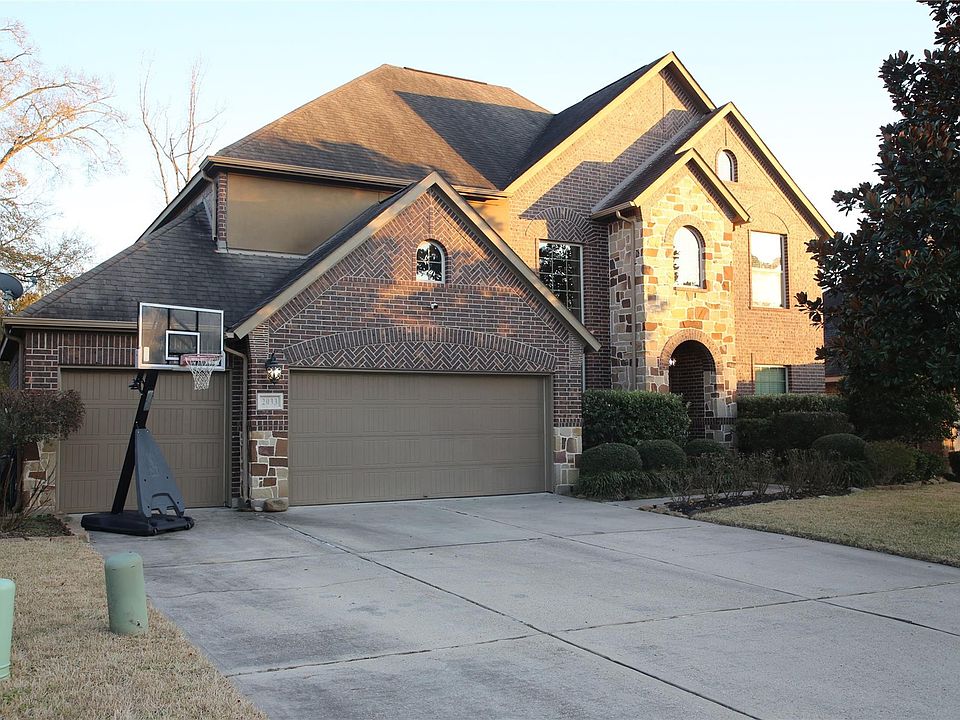 1st image of 2033 Brodie Ln