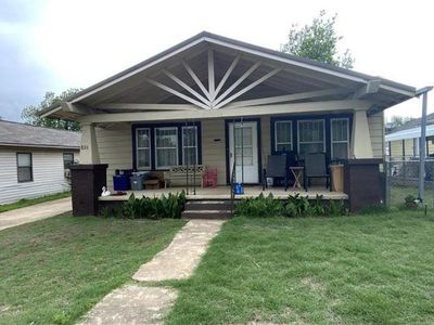 826 E 2nd St, Cushing, OK, 74023