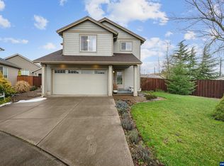 1956 SE Blackberry Ave, Dallas, OR 97338