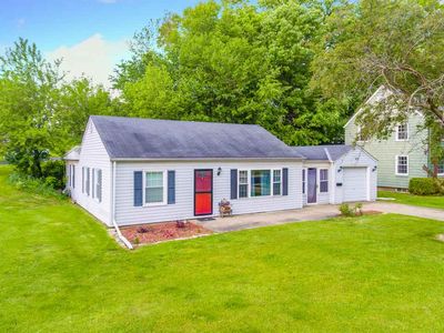212 W Stonegate Rd, Peoria, IL, 61614