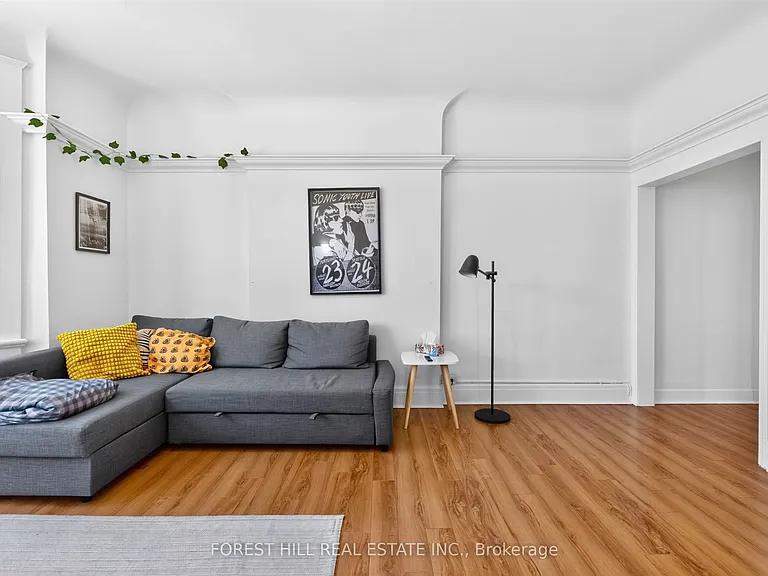 326 Palmerston Blvd #2 — Photo 7