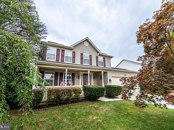 3rd image of 3219 Morefield Ct
