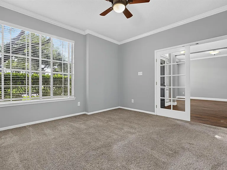 108 Oak Creek Ln — Photo 8