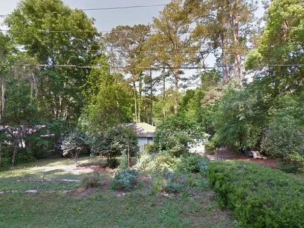 1920 E Indian Head Dr, Tallahassee, FL 32301