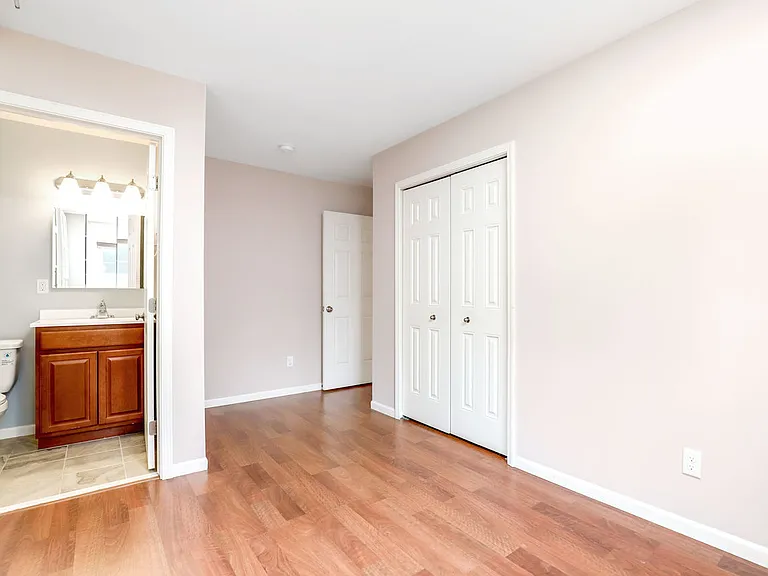 2434 Pinecrest Ave — Photo 12