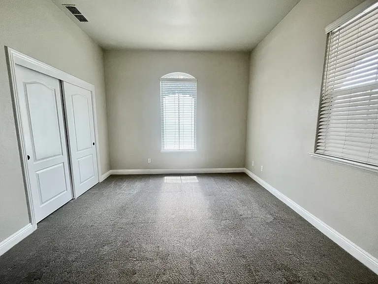 6408 Vilamoura Way — Photo 7