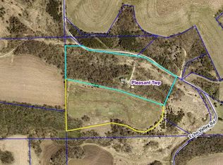 3249 Echo Valley Rd, Decorah, IA 52101