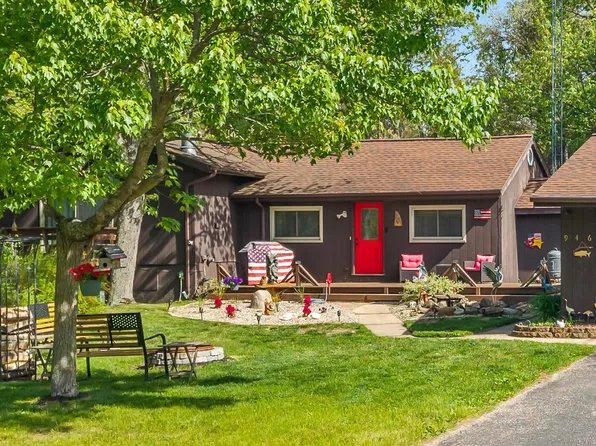 946 Gale Dr, Wisconsin Dells, WI 53965