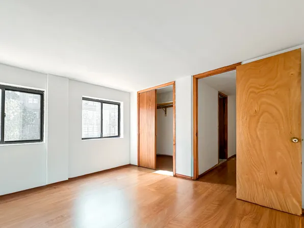 29 7th Avenue South image 8 of 12