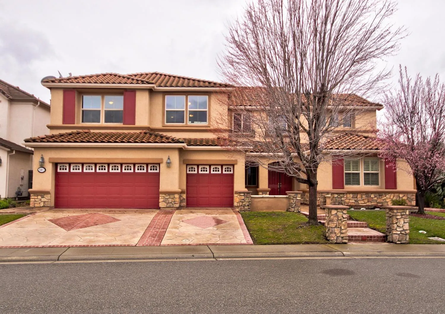 501 Lohse Ct photo 1
