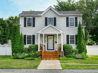 60 Essex St, Bellingham, MA 02019