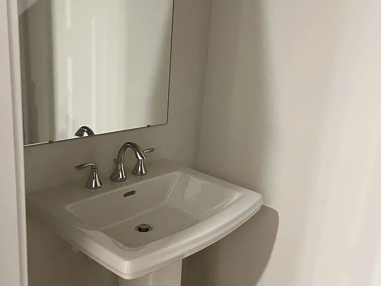 114 Continental Way — Photo 11