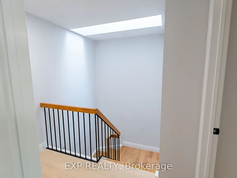 710 Coronation Ave #7 — Photo 16