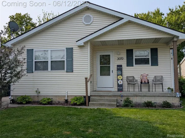 3070 Strong Hts, Flint, MI 48507