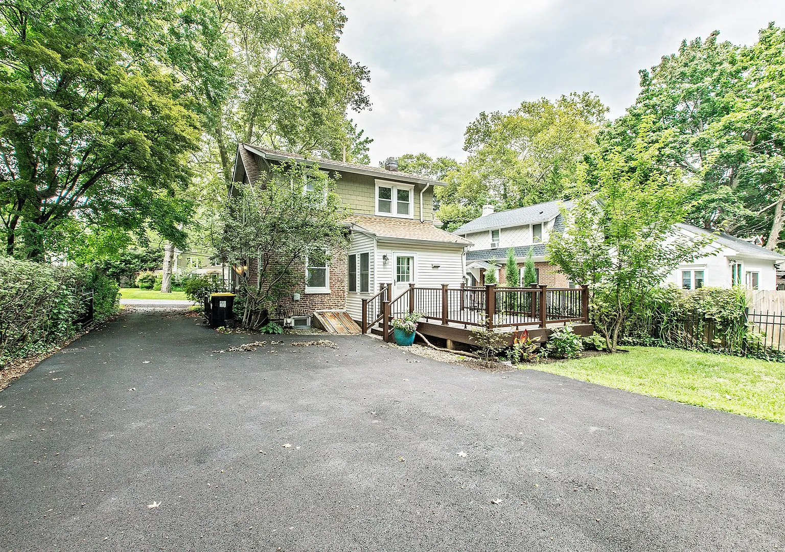 North Wilmington home - 3 bedroom, 1.5 bath with detached garage — Photo 2