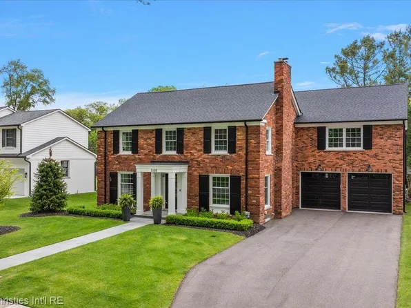 586 Fairfax St, Birmingham, MI 48009