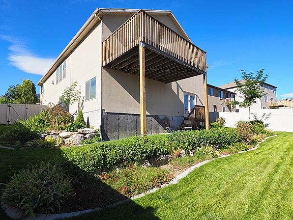 2nd image of 266 W Kestrel Dr
