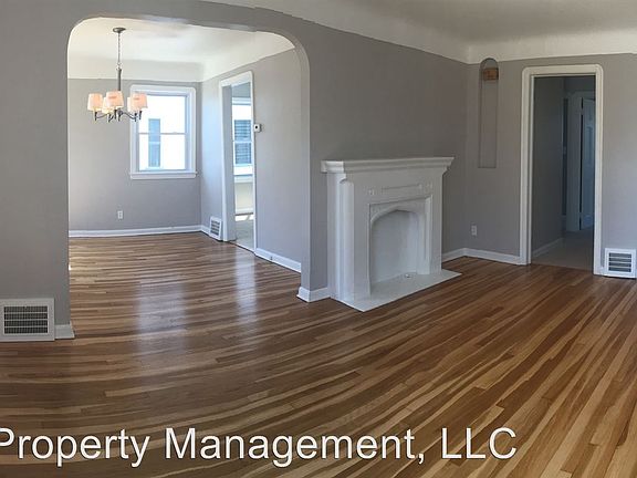 2nd image of 1802 Tuxedo Ave