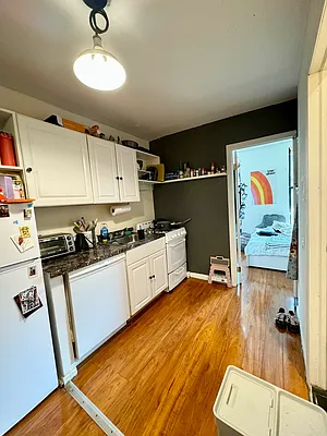 Rented by Brooklyn Heights Real Estate Inc | media 7