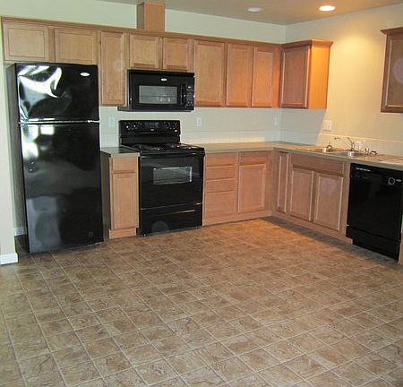 3rd image of 205 Mashell Ave S