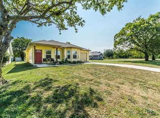 1904 Elizabeth St, Sherman, TX 75090