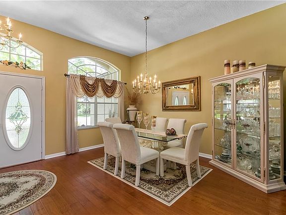 4th image of 4272 SW Brookside Dr