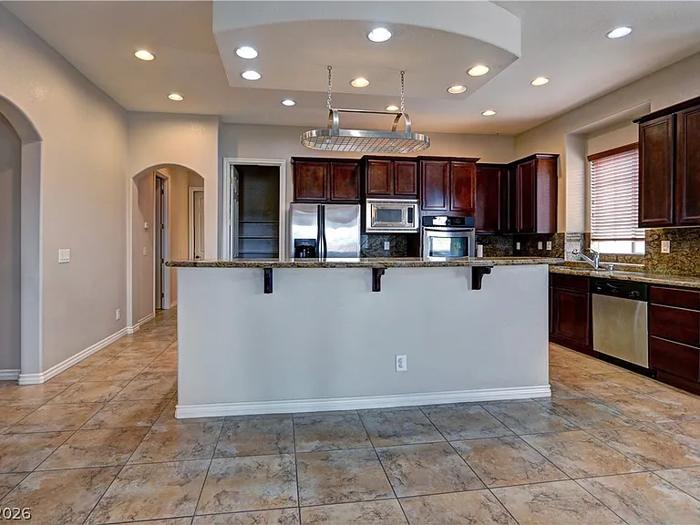 7560 Prancing Pony Ct — Photo 4