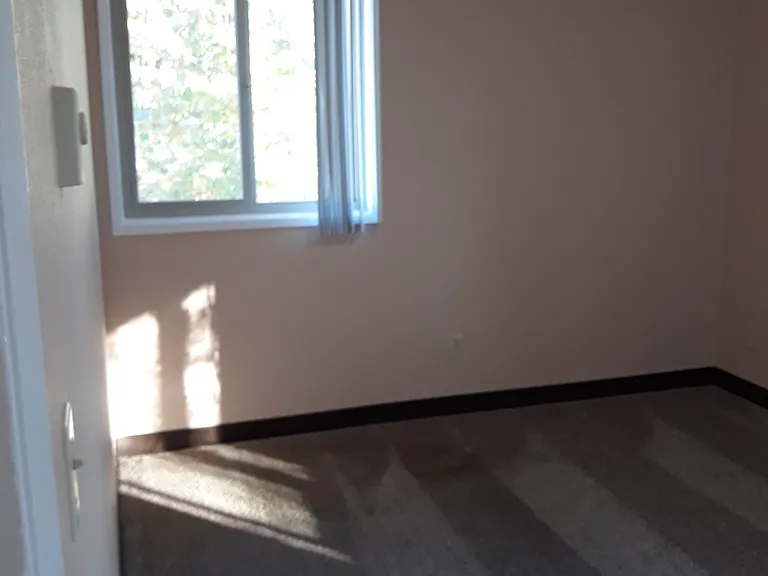 Medium bedroom.