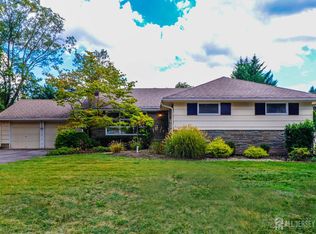 12 Buchanan Rd, Metuchen, NJ 08840