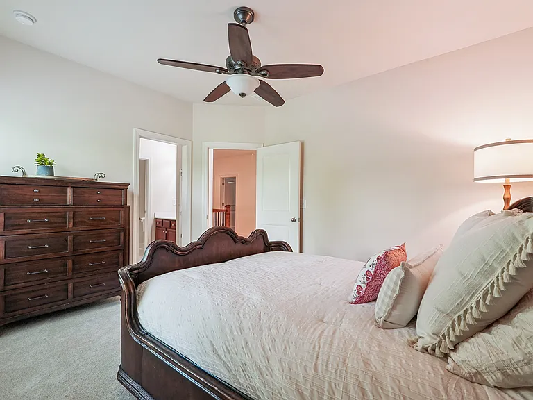 715 Saybeck Way — Photo 31