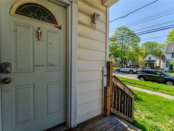 4th image of 235 East Ave