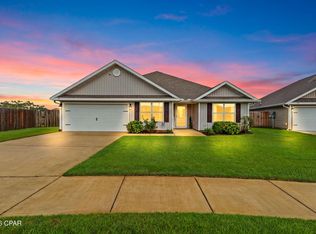 111 Tiller Dr, Panama City, FL 32404