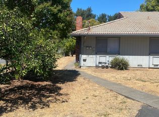 30290 River Rd, Cloverdale, CA 95425