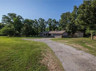 13675 W Highway 102, Gravette, AR 72736