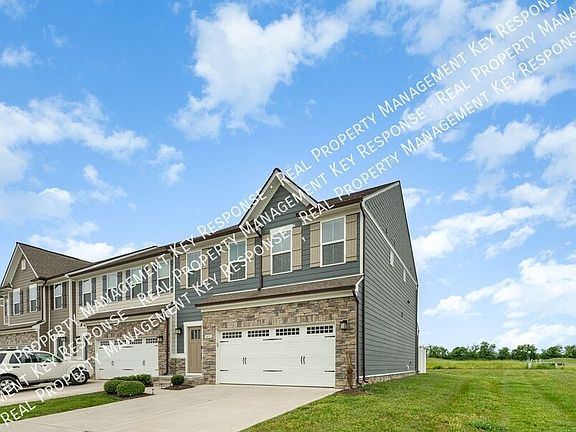 3rd image of 1435 Carderock Springs Dr