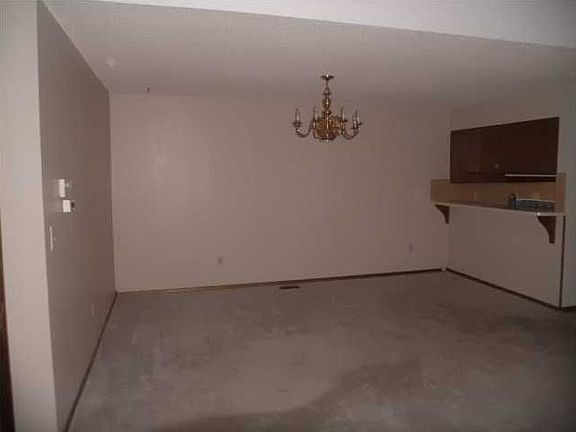 5th image of 2251 N Bramblewood St APT 402