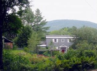 1872 Plains Rd, Perkinsville, VT 05151