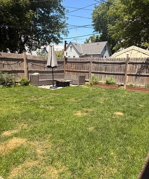 828 E Wright St #2 — Photo 2