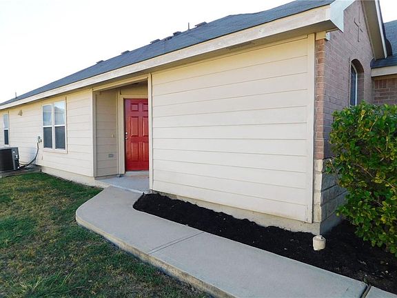 3rd image of 322 Luna Vista Dr