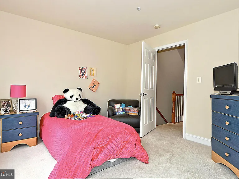 720 Battery Pl — Photo 13