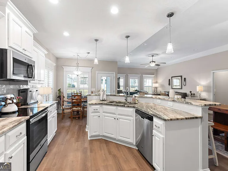 161 Fairway Oaks Dr — Photo 23