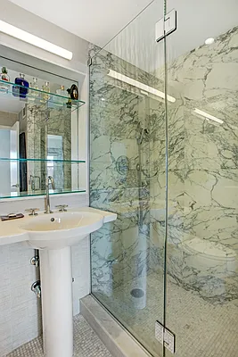 Sold by Compass | media 9