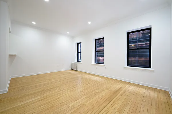 Rented by Buchbinder & Warren | media 1