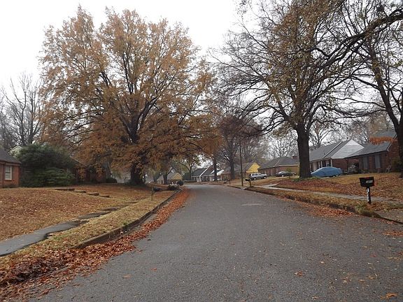 5th image of 3410 Freland Dr