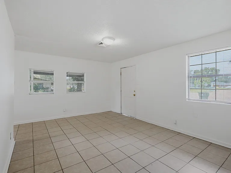 3521 Greinwich Blvd — Photo 4