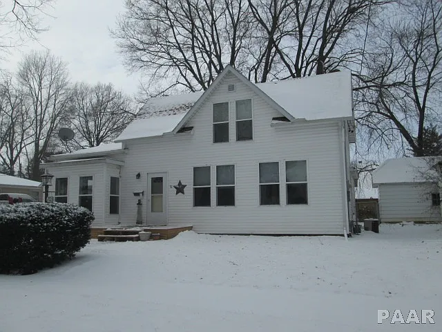 703 S 8th St photo 1